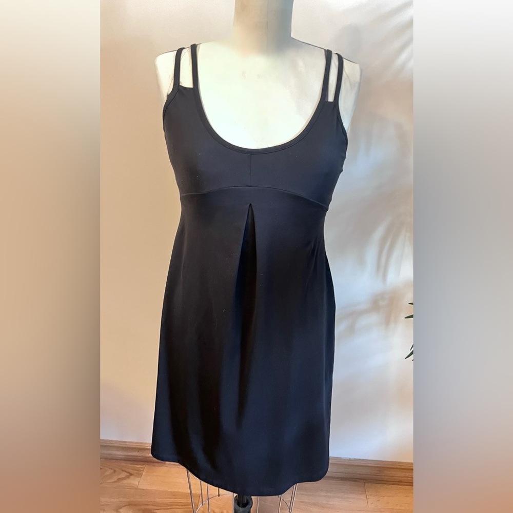 Patagonia Black Strappy Active Dress Size S Built-In Bra